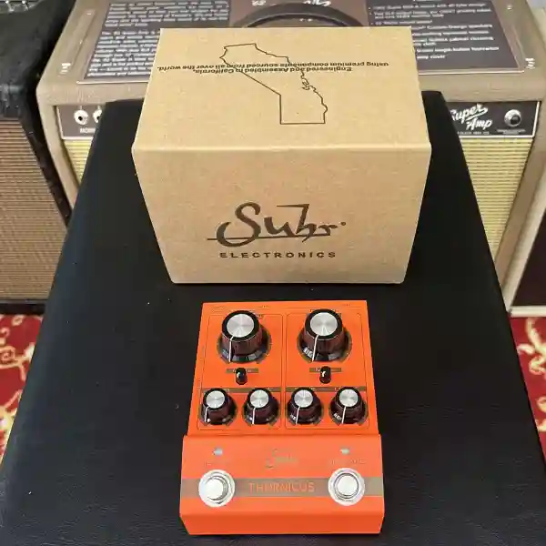Suhr Thornicus Ian Thornley Signature Fuzz - Pedale Fuzz / Octave Per Chitarra