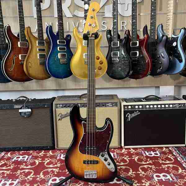 FENDER Squier Classic Vibe '60 Jazz Bass FL 3-Color Sunburst - BASSO ELETTRICO FRETLESS SUNBURST 3-COLORI