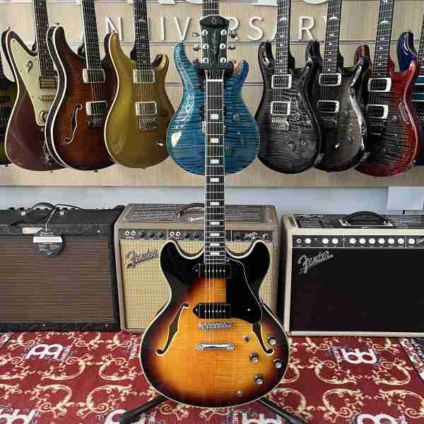 Sire Larry Carlton H7 VS Vintage Sunburst – Chitarra Semiacustica Vintage Sunburst